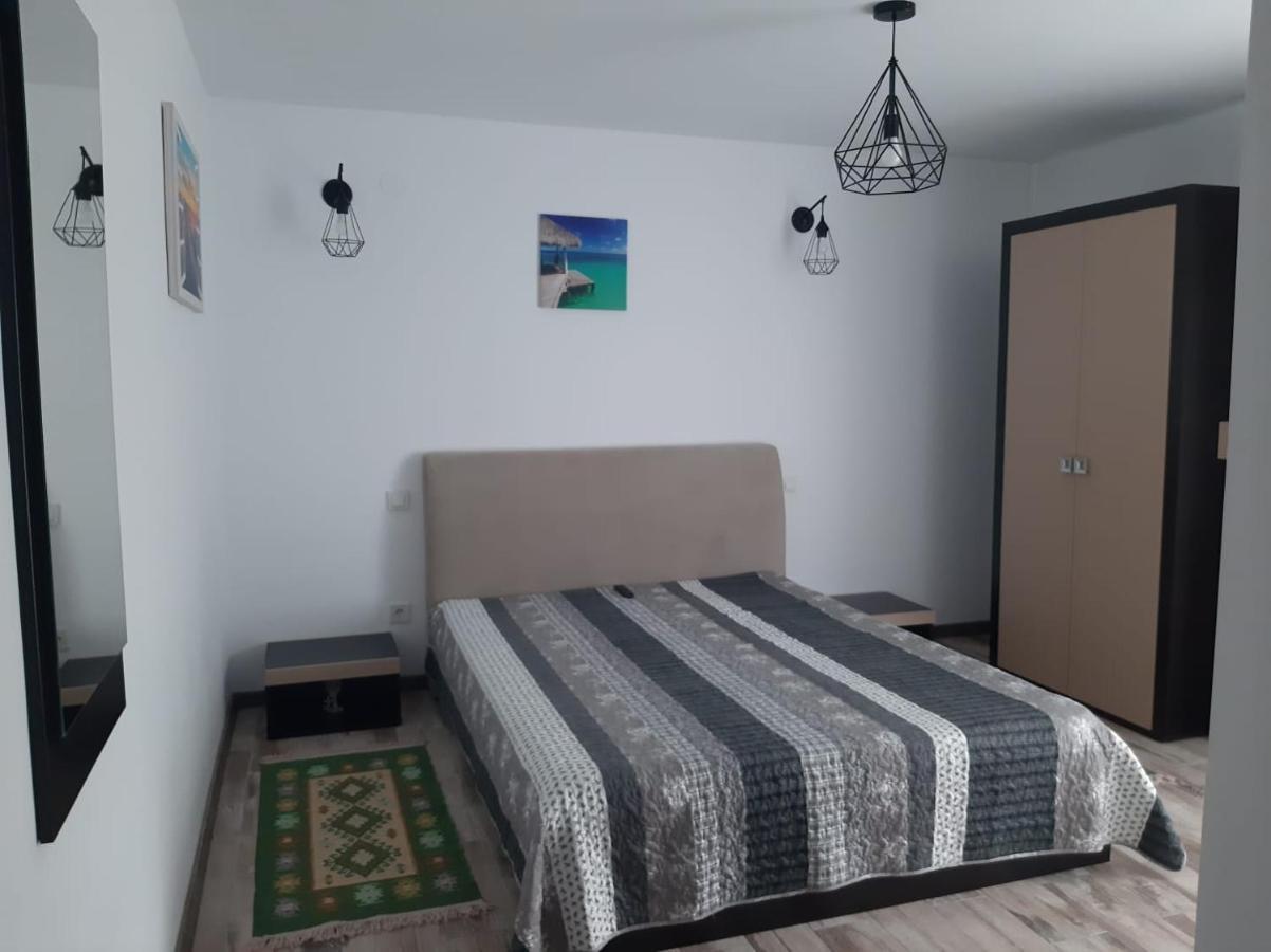 فندق Casa Dumitru Ceraşul المظهر الخارجي الصورة
