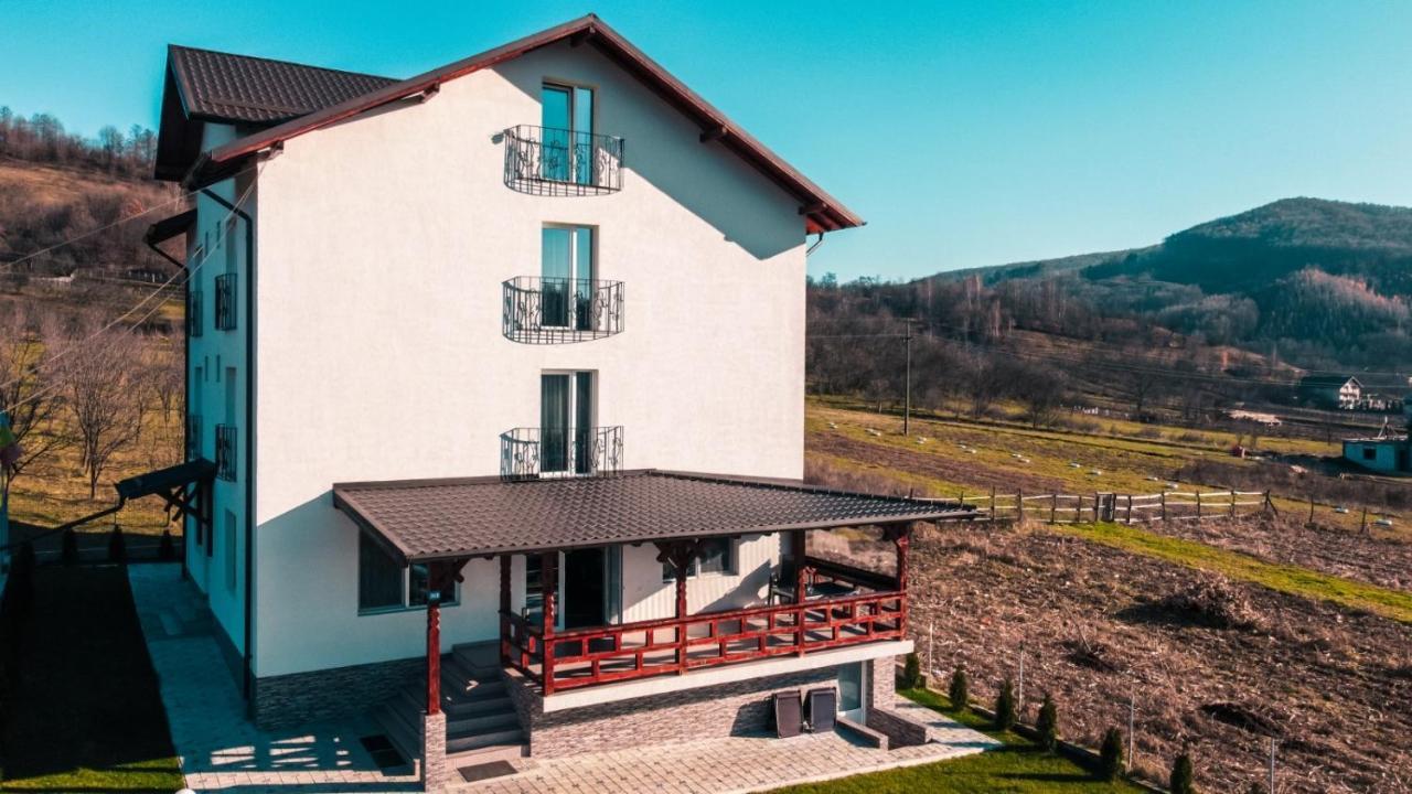 فندق Casa Dumitru Ceraşul المظهر الخارجي الصورة
